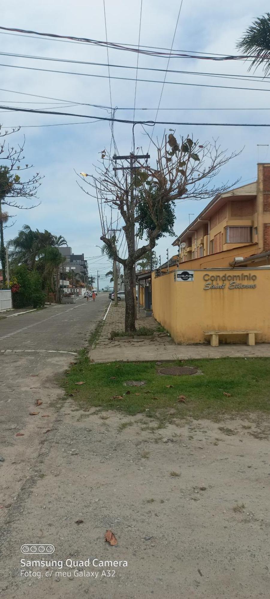 Matinhos 150 Metros Da Praia Bilik gambar
