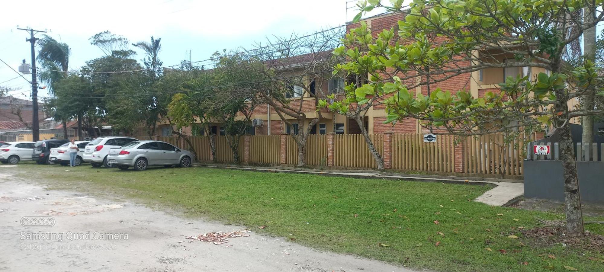 Matinhos 150 Metros Da Praia Bilik gambar